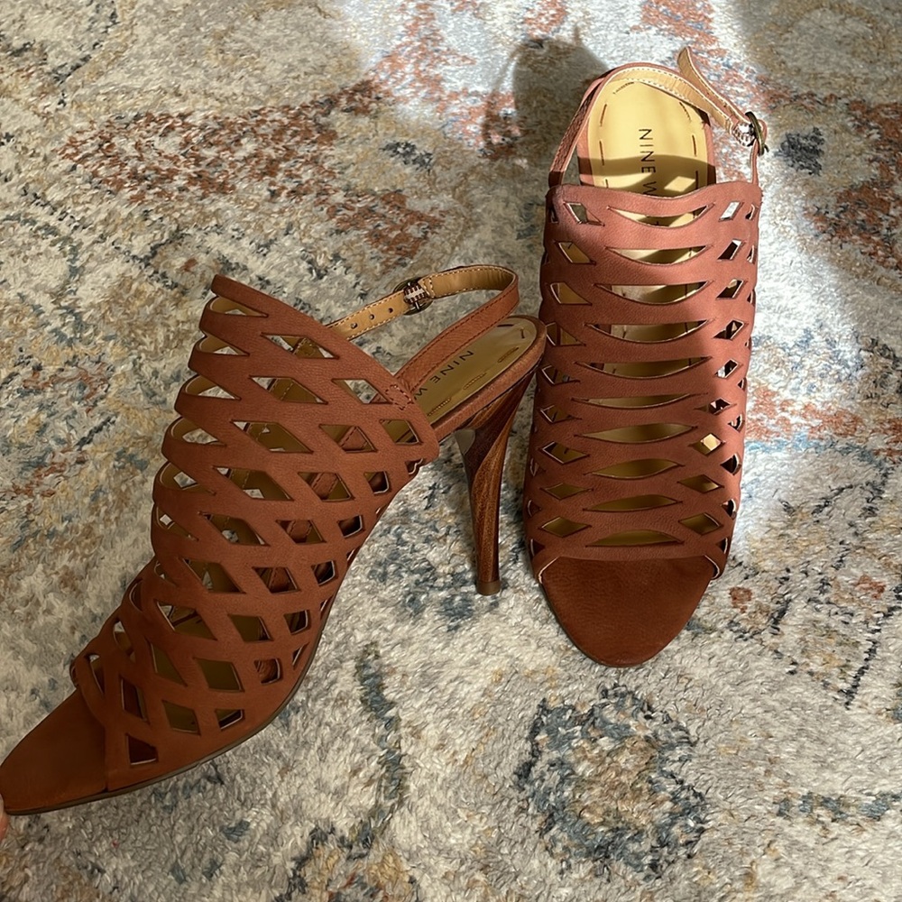 Nine West Caged Brown Heels “Smiley Days”